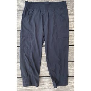 The North Face Black Capris Women’s Size 6 Regular EUC